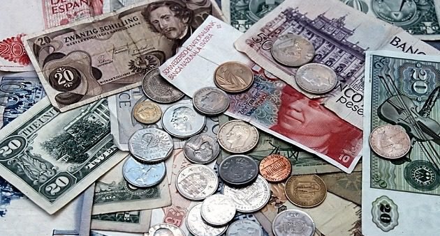 Making Money on Foreign Exchange While Traveling